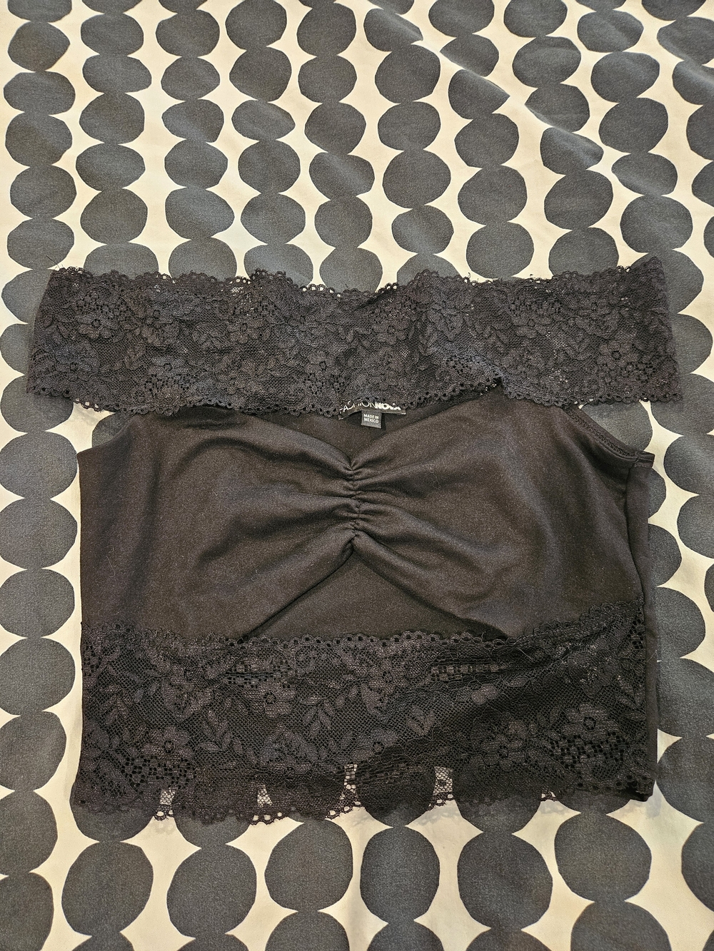 Black Lace Trim Off-Shoulder Tube Top